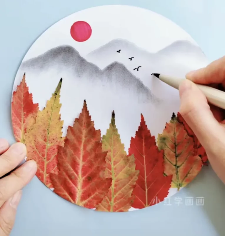 Лістапад у банку, стракозы з "носікаў" і мухаморы з жалудоў: 12 восеньскіх вырабаў для школы і дзіцячага сада - ад простых да складаных