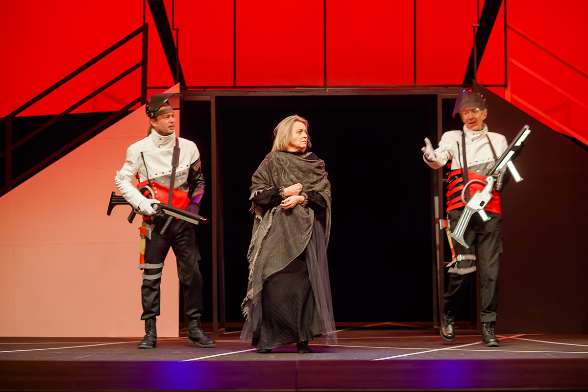 Записки театрала. Очень долгие овации для Брэдбери и Мушперта