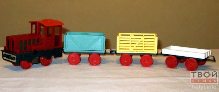 Игрушки фабрики "ДИФА", выпущенные в 1990-х гг.