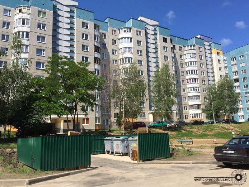 Вид из окна на 24 мусорных контейнера: топ самых неудачных мест для мусорок в Гродно