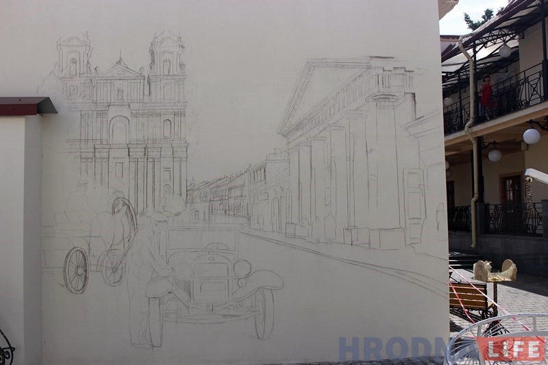 Во дворе торгового центра ABC готовят большую роспись с видами старого Гродно