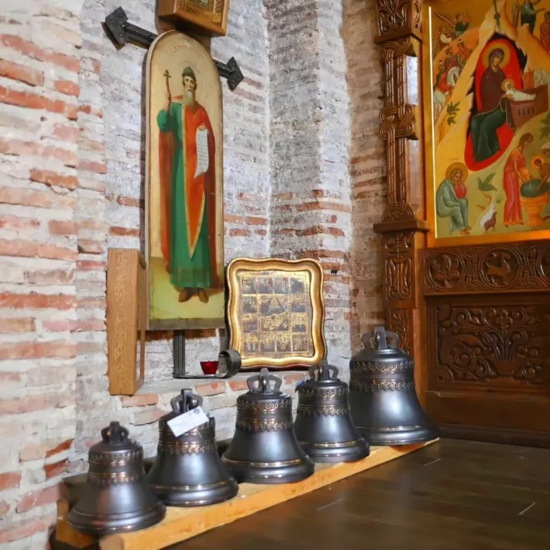 Колокола для Коложи