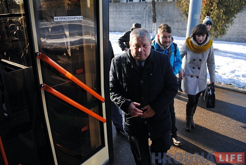 В Гродно презентовали новый общественный транспорт - бесконтактный троллейбус В Гродно презентовали новый общественный транспорт - бесконтактный троллейбус