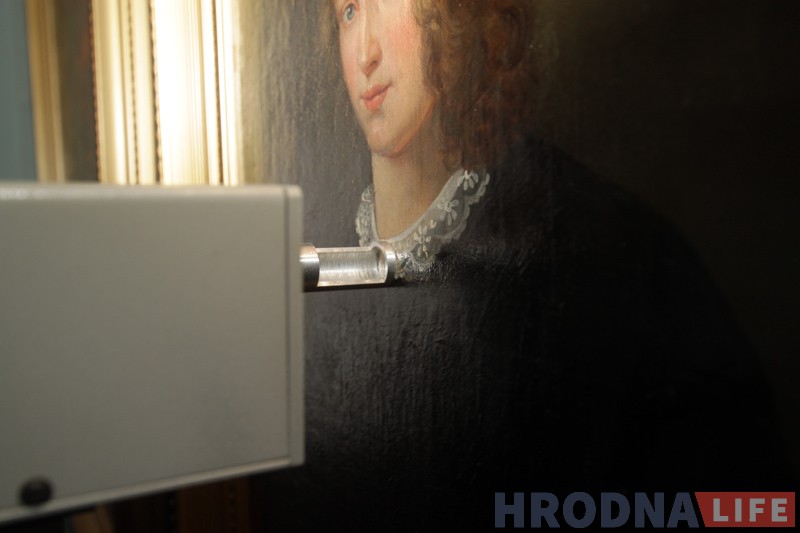 Лазерную установку использовали в помощь гродненским музейщикам Лазерную установку использовали в помощь гродненским музейщикам