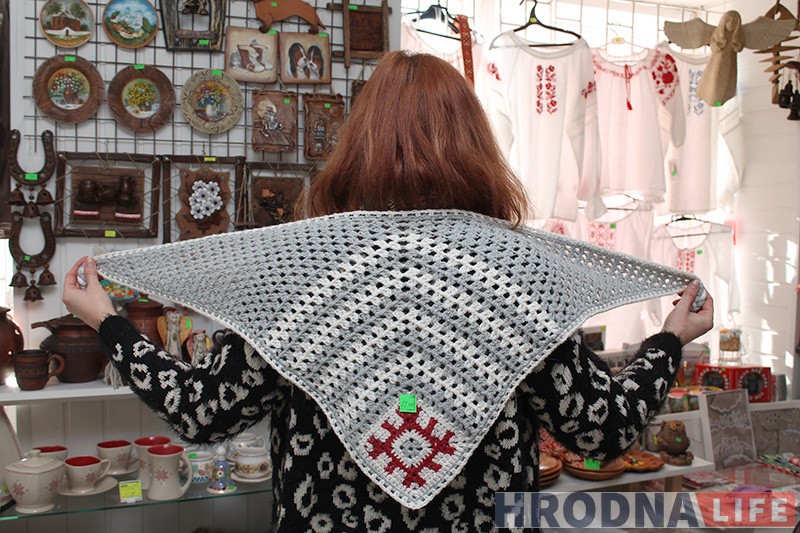 "Белорусы хотят быть белорусами". Вышиванку в Гродно можно купить в "Хате мастака" "Белорусы хотят быть белорусами". Вышиванку в Гродно можно купить в "Хате мастака"