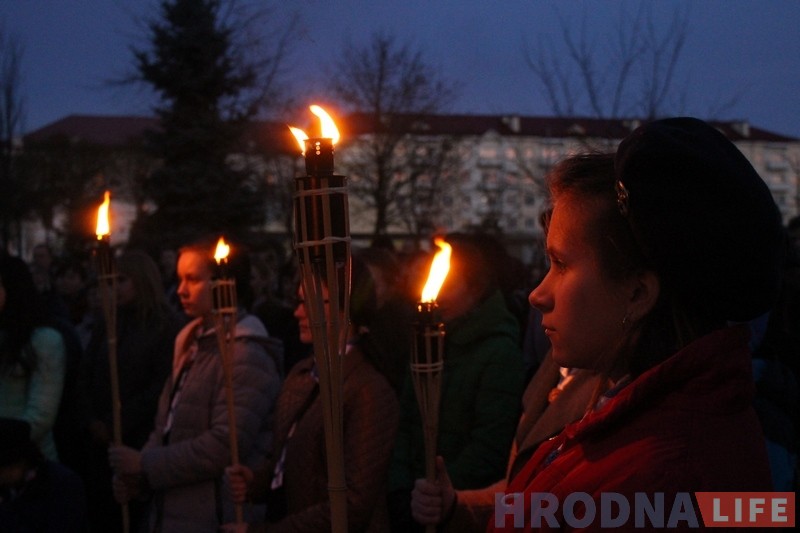 Сотни католиков прошли Крестный путь по центру Гродно Сотни католиков прошли Крестный путь по центру Гродно