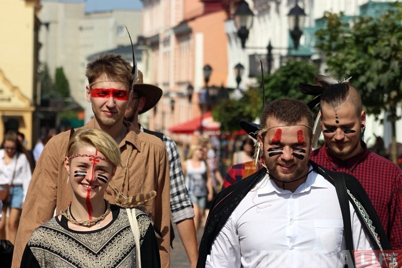 "Так интереснее". Гродненцы отметили свадьбу в стиле Дикого Запада "Так интереснее". Гродненцы отметили свадьбу в стиле Дикого Запада
