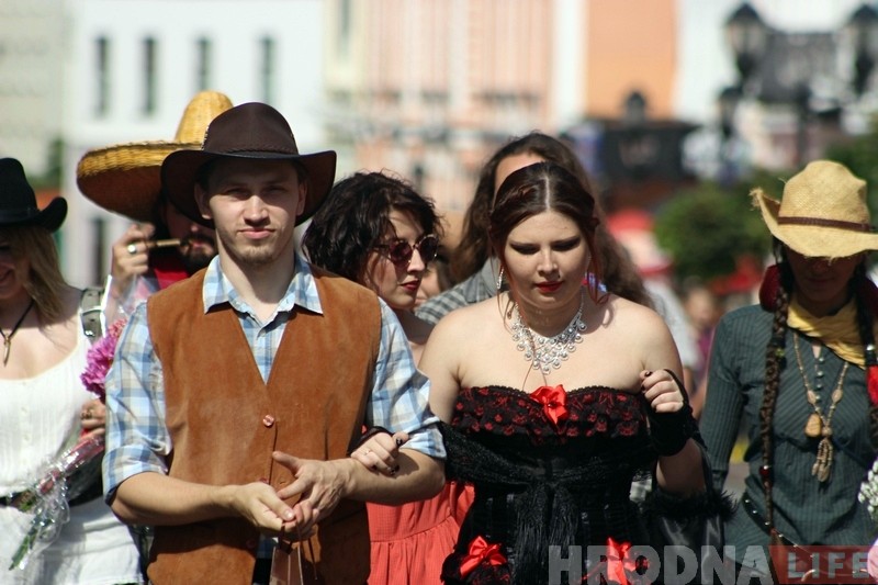 "Так интереснее". Гродненцы отметили свадьбу в стиле Дикого Запада "Так интереснее". Гродненцы отметили свадьбу в стиле Дикого Запада