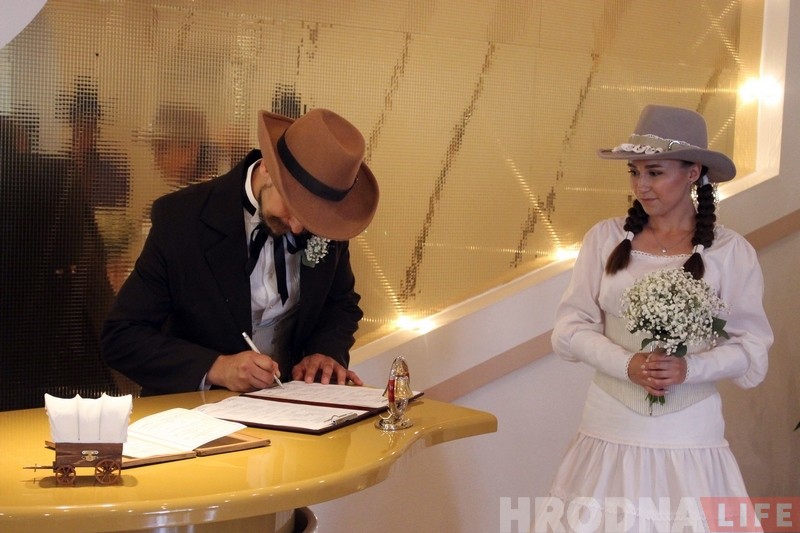 "Так интереснее". Гродненцы отметили свадьбу в стиле Дикого Запада "Так интереснее". Гродненцы отметили свадьбу в стиле Дикого Запада