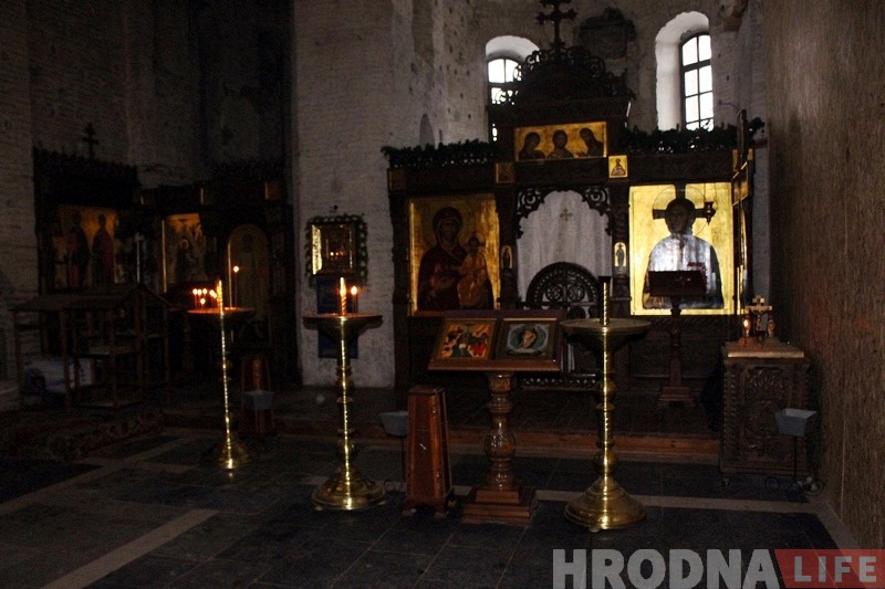 В Коложе закончился ремонт стены. Начинается подготовка к ремонту внутри