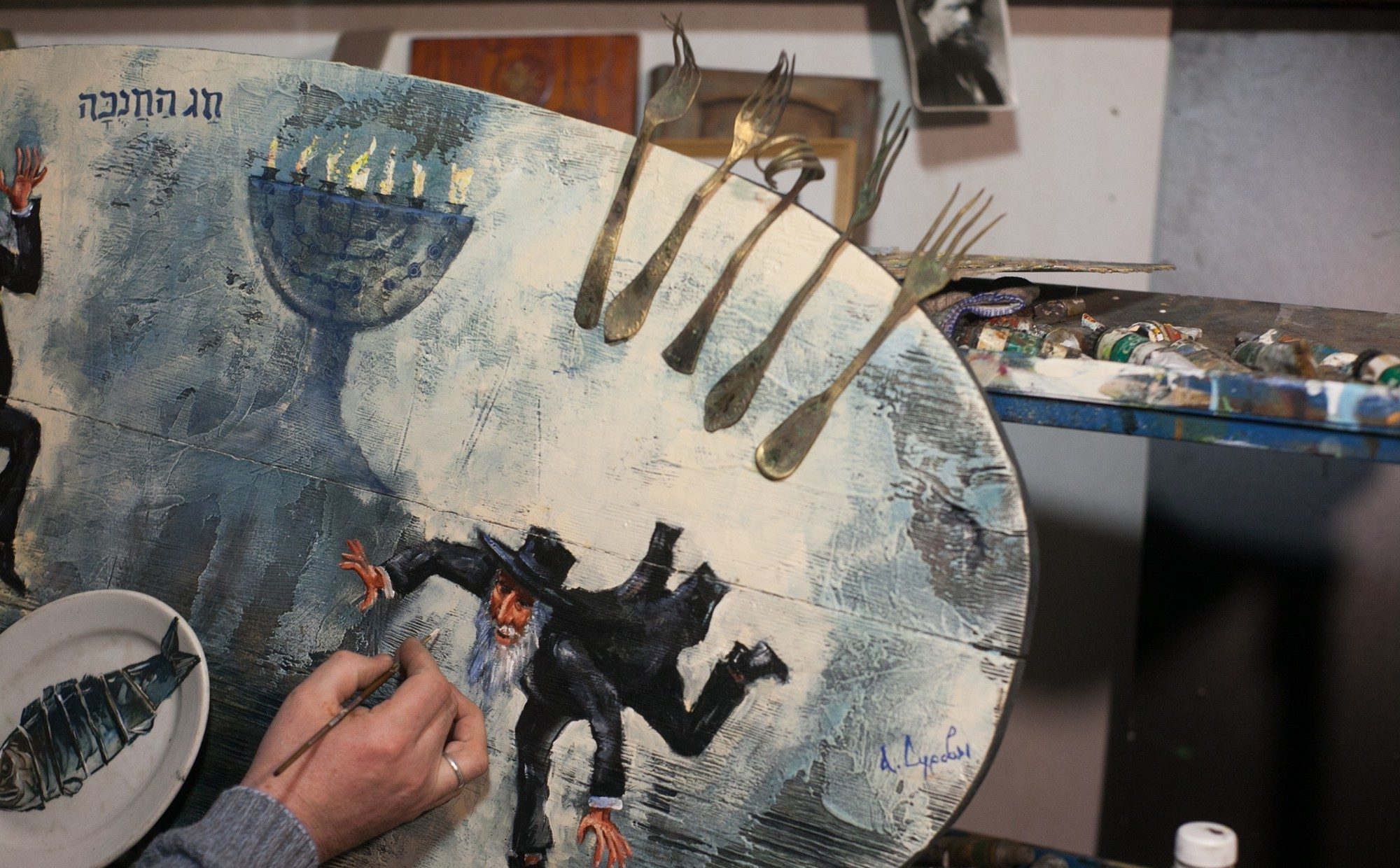 «Цивилизация, которую мы потеряли». Как гродненский художник возвращает евреев белорусских местечек