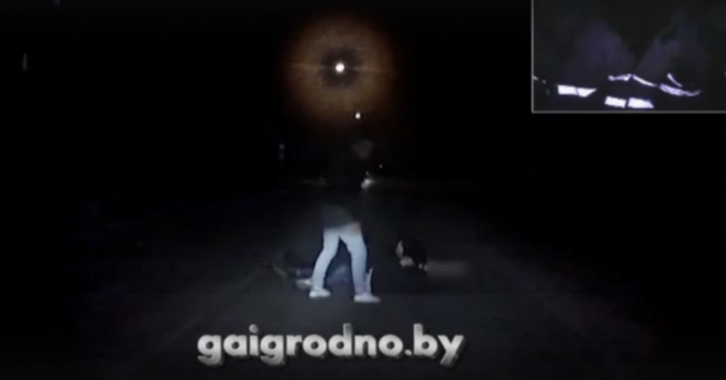 Ночью на Пролетарской двое парней лежали на дороге, а третий над ними танцевал