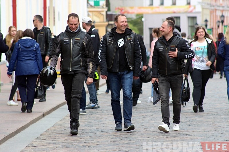 "Мы едем сюда отдыхать и деньги оставлять, а не стоять на границе". Литовские байкеры о приезде в Гродно "Мы едем сюда отдыхать и деньги оставлять, а не стоять на границе". Литовские байкеры о приезде в Гродно