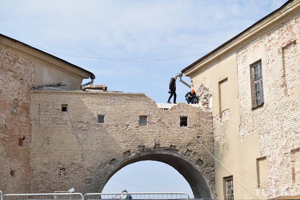 Реконструкцией Старого замка в Гродно заинтересовались парламент и Минкульт Польши Реконструкцией Старого замка в Гродно заинтересовались парламент и Минкульт Польши