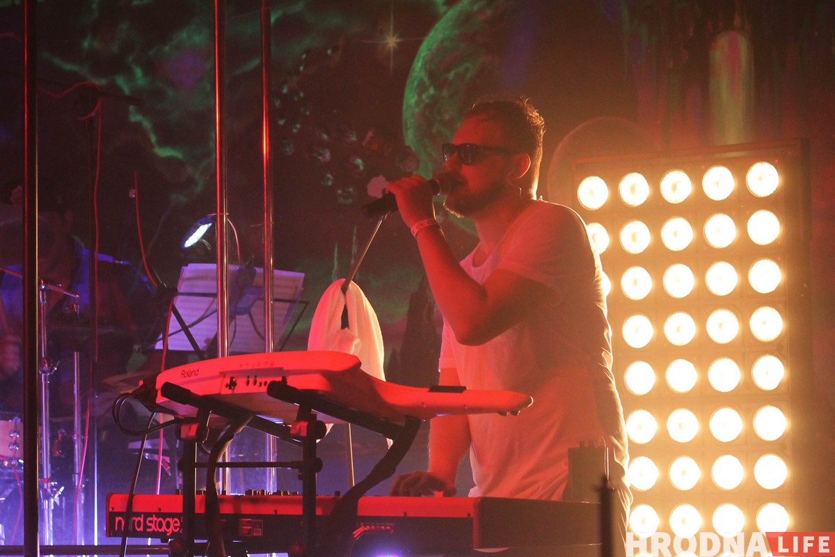 "Мы будем мокрые, как сучки". ЛСП собрал в Гродно полную "Галактику" фанатов "Мы будем мокрые, как сучки". ЛСП собрал в Гродно полную "Галактику" фанатов