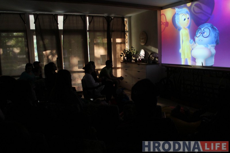 Гродненский детский хоспис начал серию интеграционных мультпросмотров Гродненский детский хоспис начал серию интеграционных мультпросмотров