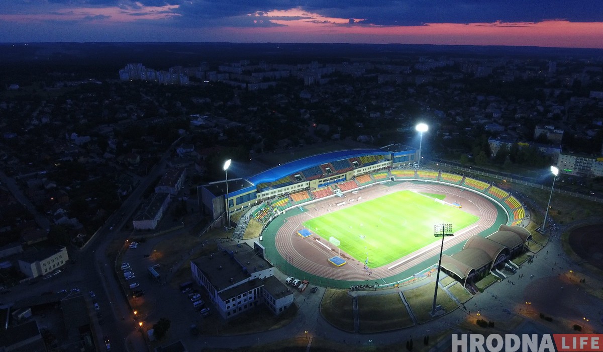 “За Неман, за Родину, за футбол!” Фан-клуб “Немана” отметил 20-летие перформансом на матче “За Неман, за Родину, за футбол!” Фан-клуб “Немана” отметил 20-летие перформансом на матче