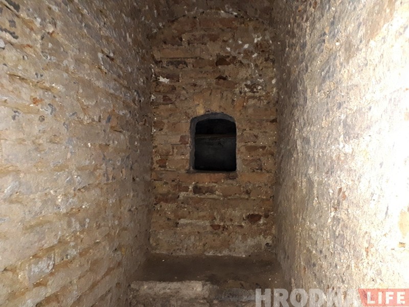 Смотрите, как выглядят старые подвалы дома купца Муравьева в Гродно Смотрите, как выглядят старые подвалы дома купца Муравьева в Гродно