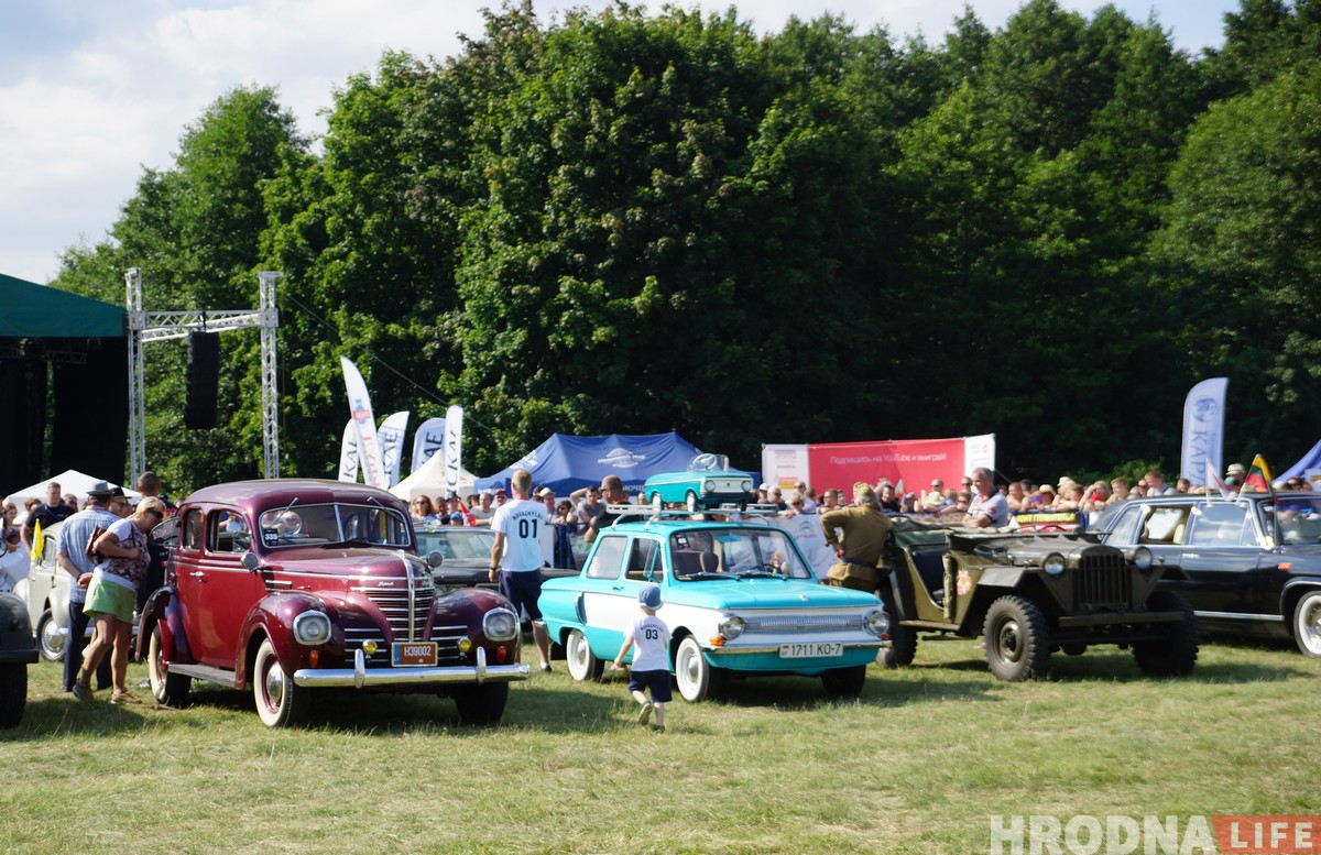 SunDay 2018: Гродненцы хвалили машины, соревновались в конкурсах и делали селфи (фото) SunDay 2018: Гродненцы хвалили машины, соревновались в конкурсах и делали селфи (фото)