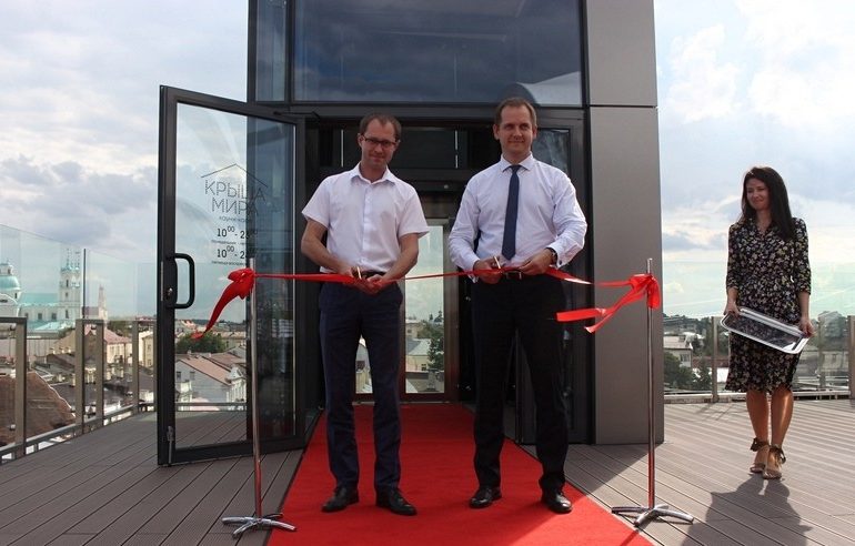 Старый город как на ладони: на крыше ТД «Неман» открылась смотровая площадка и кафе