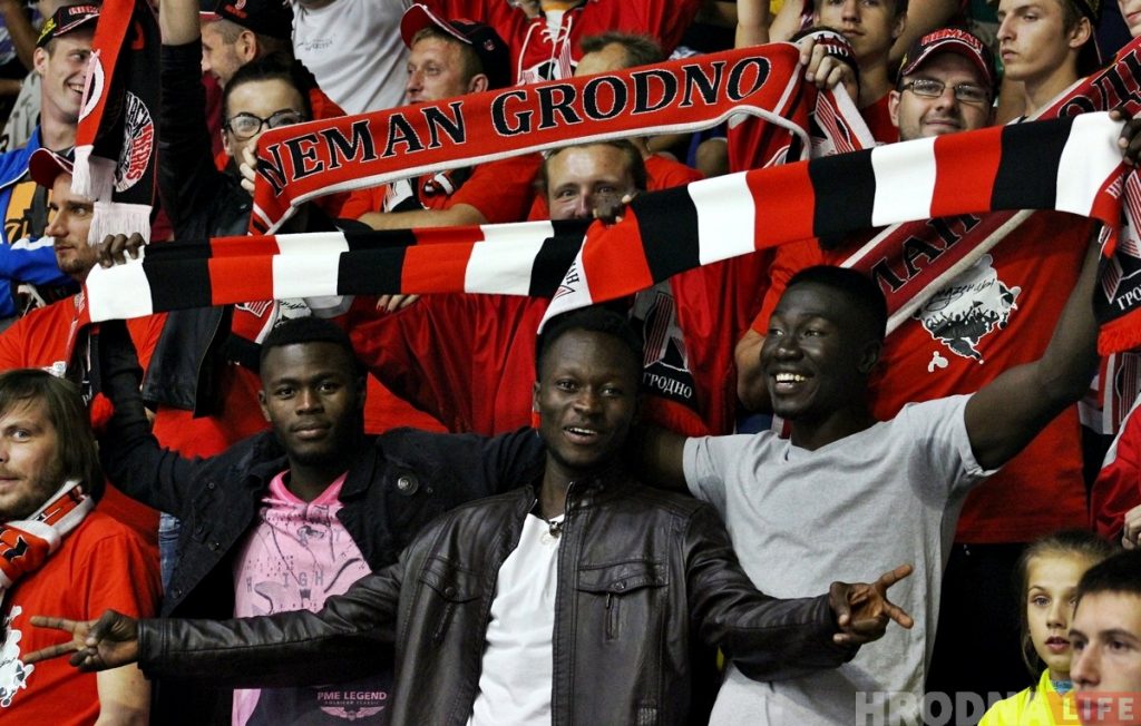 «Неман, мы с тобой!» Как африканские студенты в Гродно познакомились с хоккеем