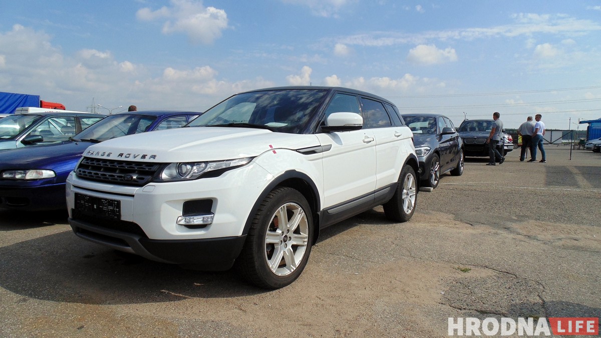 От ажиотажа 90-х до почти пустоши сегодня. Как существовал и почти исчез гродненский авторынок От ажиотажа 90-х до почти пустоши сегодня. Как существовал и почти исчез гродненский авторынок