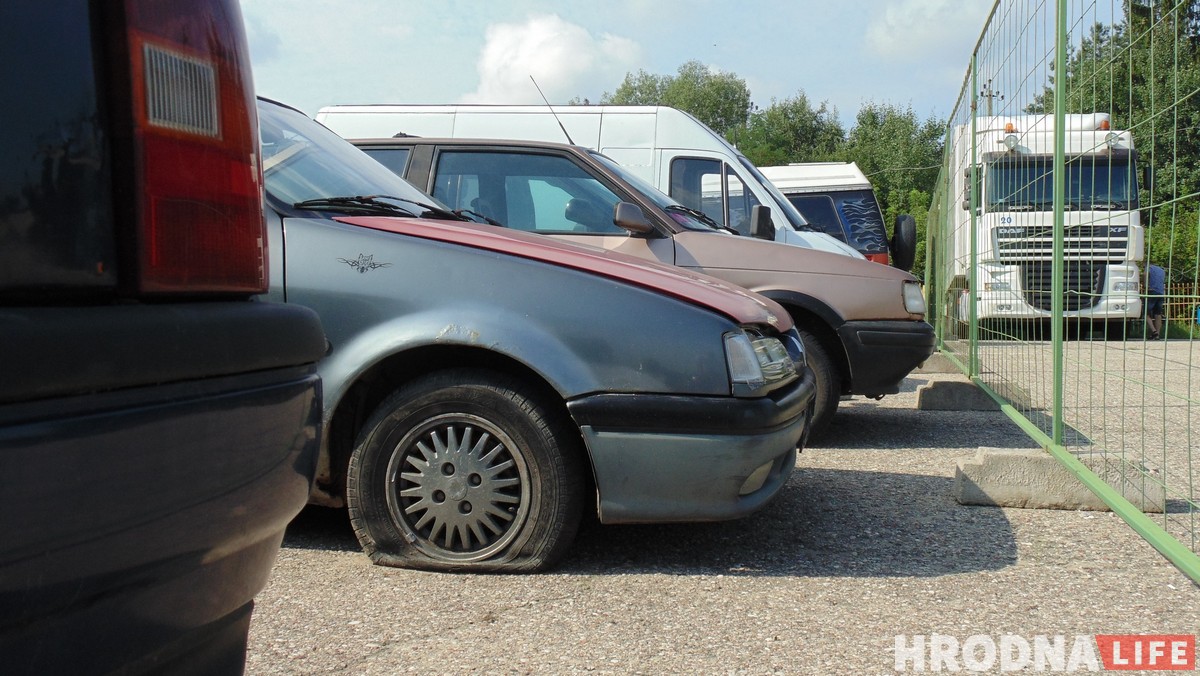 От ажиотажа 90-х до почти пустоши сегодня. Как существовал и почти исчез гродненский авторынок От ажиотажа 90-х до почти пустоши сегодня. Как существовал и почти исчез гродненский авторынок