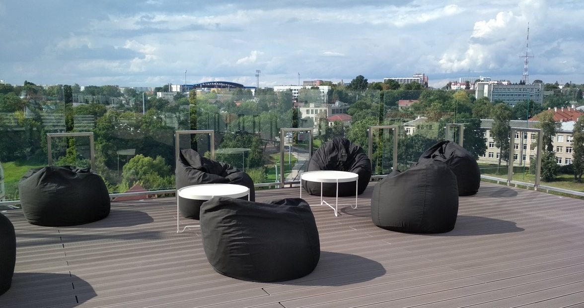 Старый город как на ладони: на крыше ТД «Неман» открылась смотровая площадка и кафе