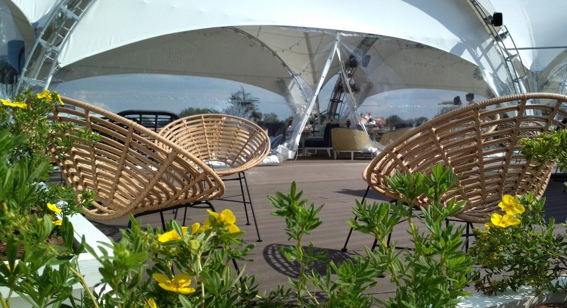 Старый город как на ладони: на крыше ТД «Неман» открылась смотровая площадка и кафе