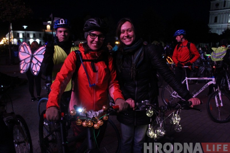 "ВелоГродно" 5 лет: сотни гродненцев на велосипедах осветили улицы города "ВелоГродно" 5 лет: сотни гродненцев на велосипедах осветили улицы города