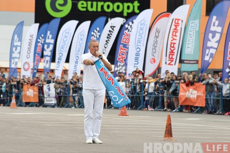 ФОТО: Виртуозы руля из разных городов Беларуси соревновались в Гродно ФОТО: Виртуозы руля из разных городов Беларуси соревновались в Гродно