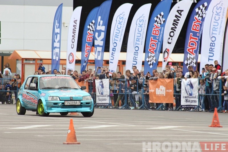 ФОТО: Виртуозы руля из разных городов Беларуси соревновались в Гродно ФОТО: Виртуозы руля из разных городов Беларуси соревновались в Гродно