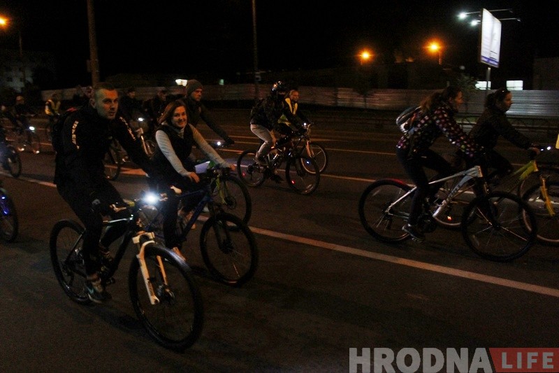 "ВелоГродно" 5 лет: сотни гродненцев на велосипедах осветили улицы города "ВелоГродно" 5 лет: сотни гродненцев на велосипедах осветили улицы города