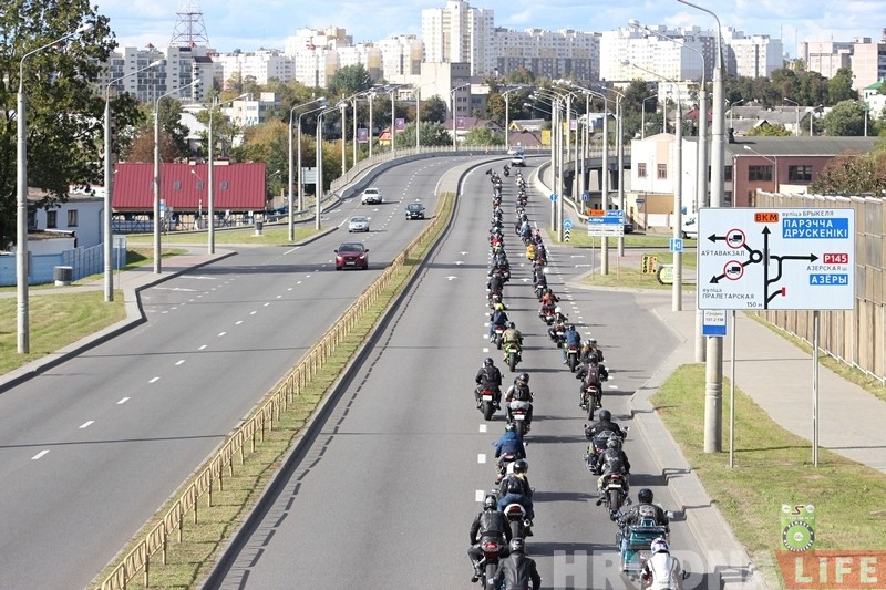 ФОТО: Гродненские байкеры закрыли сезон 2018 года традиционным мотопробегом ФОТО: Гродненские байкеры закрыли сезон 2018 года традиционным мотопробегом