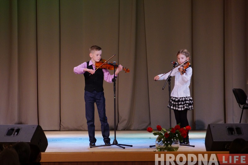 "Когда быть второгодником - круто! Гродненский Университет Золотого Возраста начал 10-й учебный год "Когда быть второгодником - круто! Гродненский Университет Золотого Возраста начал 10-й учебный год