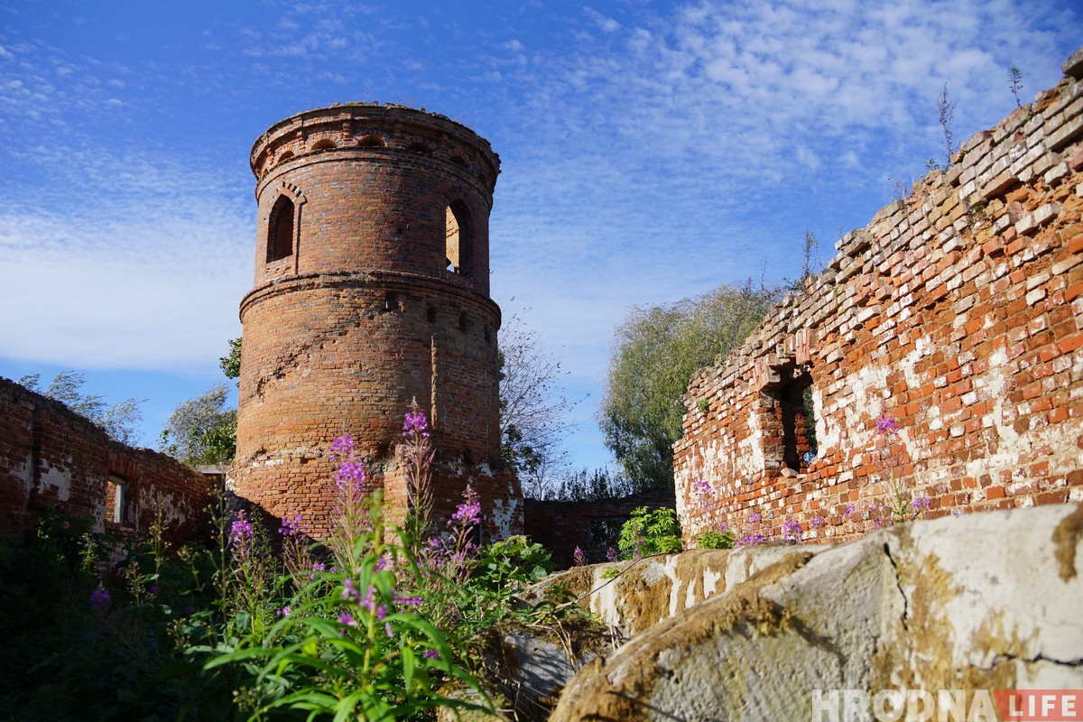 Самое крупное имение ВКЛ, дворец Хрептовичей в Щорсах, выставили на продажу. Повторно