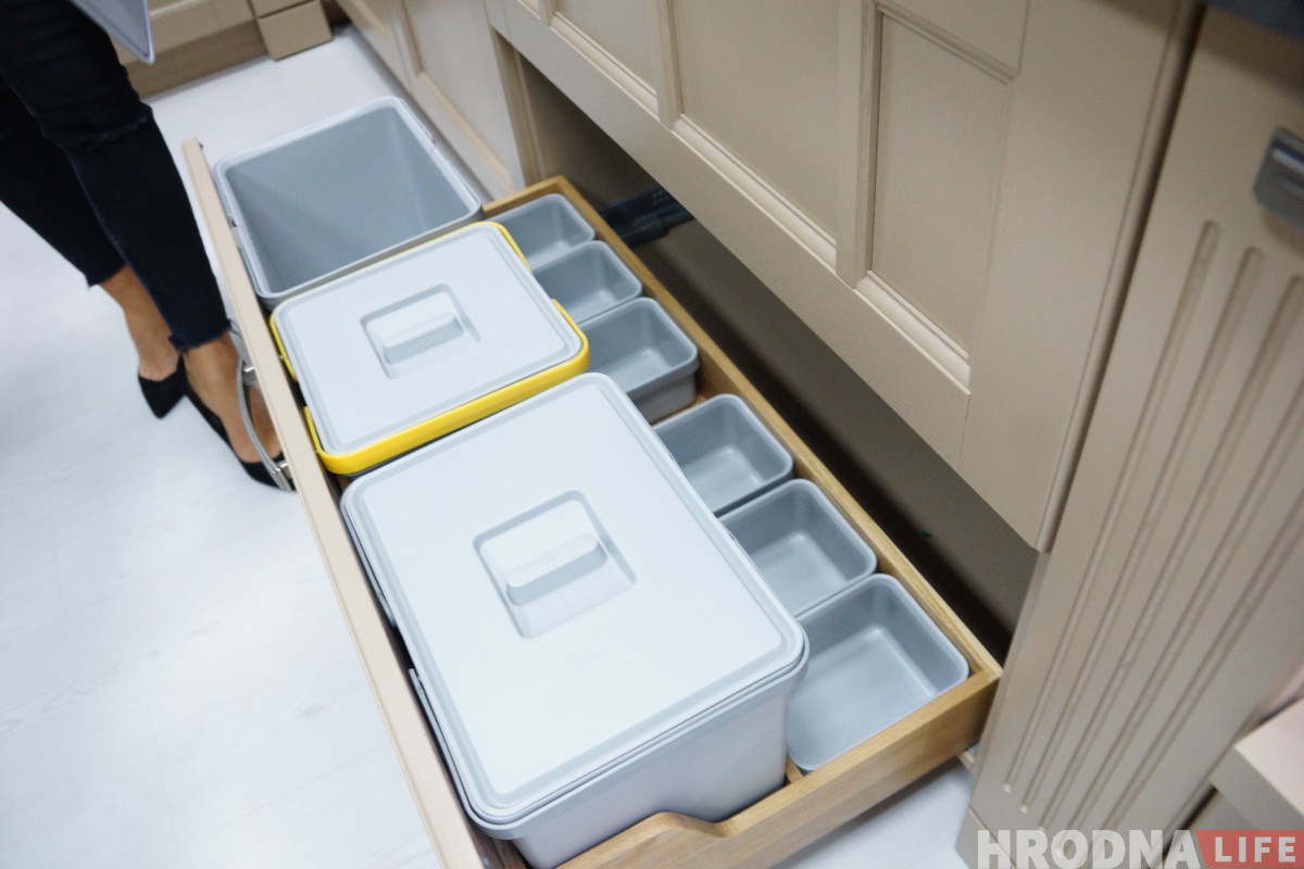 «Мебель, в которую влюбляются». Настолько ли мы богаты, чтобы покупать дешевые вещи «Мебель, в которую влюбляются». Настолько ли мы богаты, чтобы покупать дешевые вещи