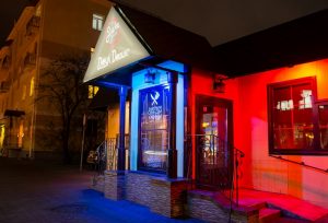 "Заведение с необычной атмосферой". На Ожешко открывается первый в Гродно снэк-бар