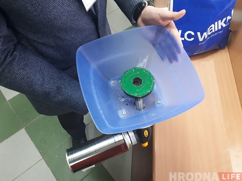 "Накормили весь класс". В Гродно гимназисты собрали собственный аппарат для сахарной ваты "Накормили весь класс". В Гродно гимназисты собрали собственный аппарат для сахарной ваты