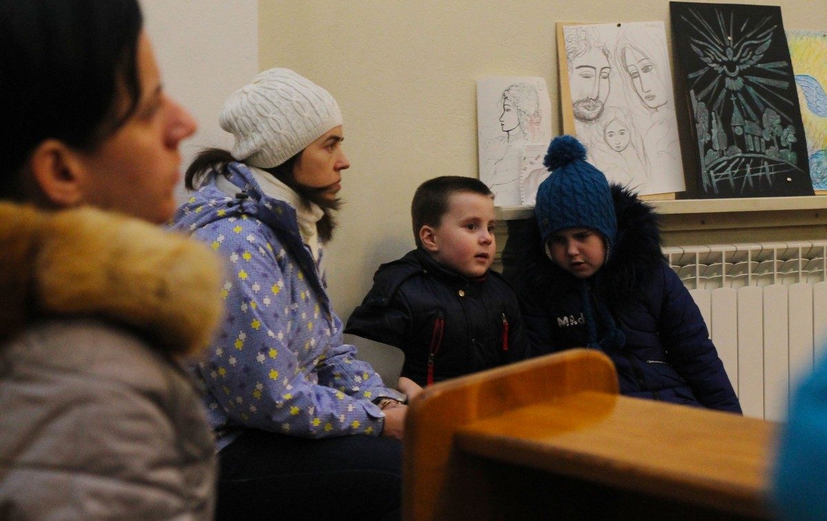 Костел, где верующие учат ксендза. Как в Гродно 20 лет проходит месса для глухонемых Костел, где верующие учат ксендза. Как в Гродно 20 лет проходит месса для глухонемых