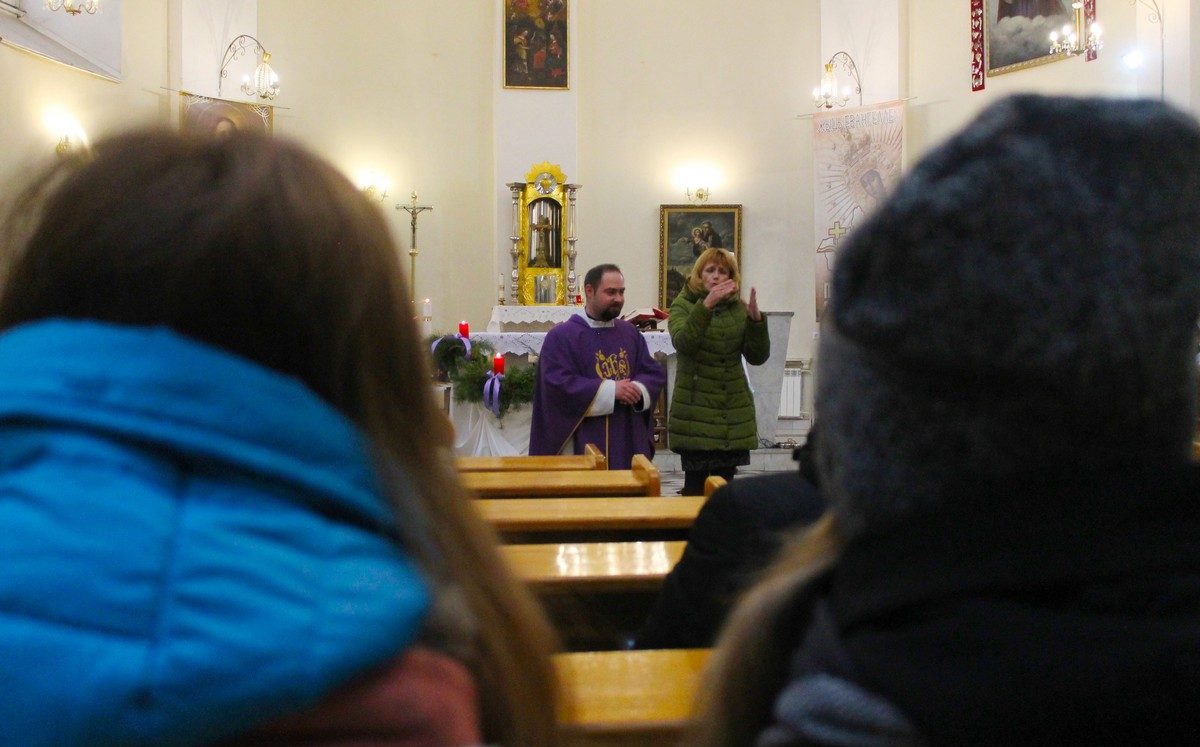 Костел, где верующие учат ксендза. Как в Гродно 20 лет проходит месса для глухонемых Костел, где верующие учат ксендза. Как в Гродно 20 лет проходит месса для глухонемых