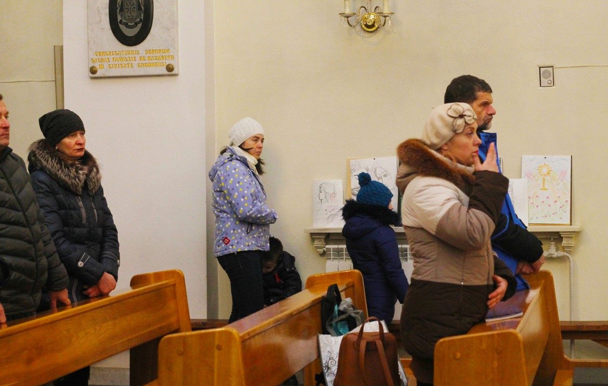 Костел, где верующие учат ксендза. Как в Гродно 20 лет проходит месса для глухонемых Костел, где верующие учат ксендза. Как в Гродно 20 лет проходит месса для глухонемых