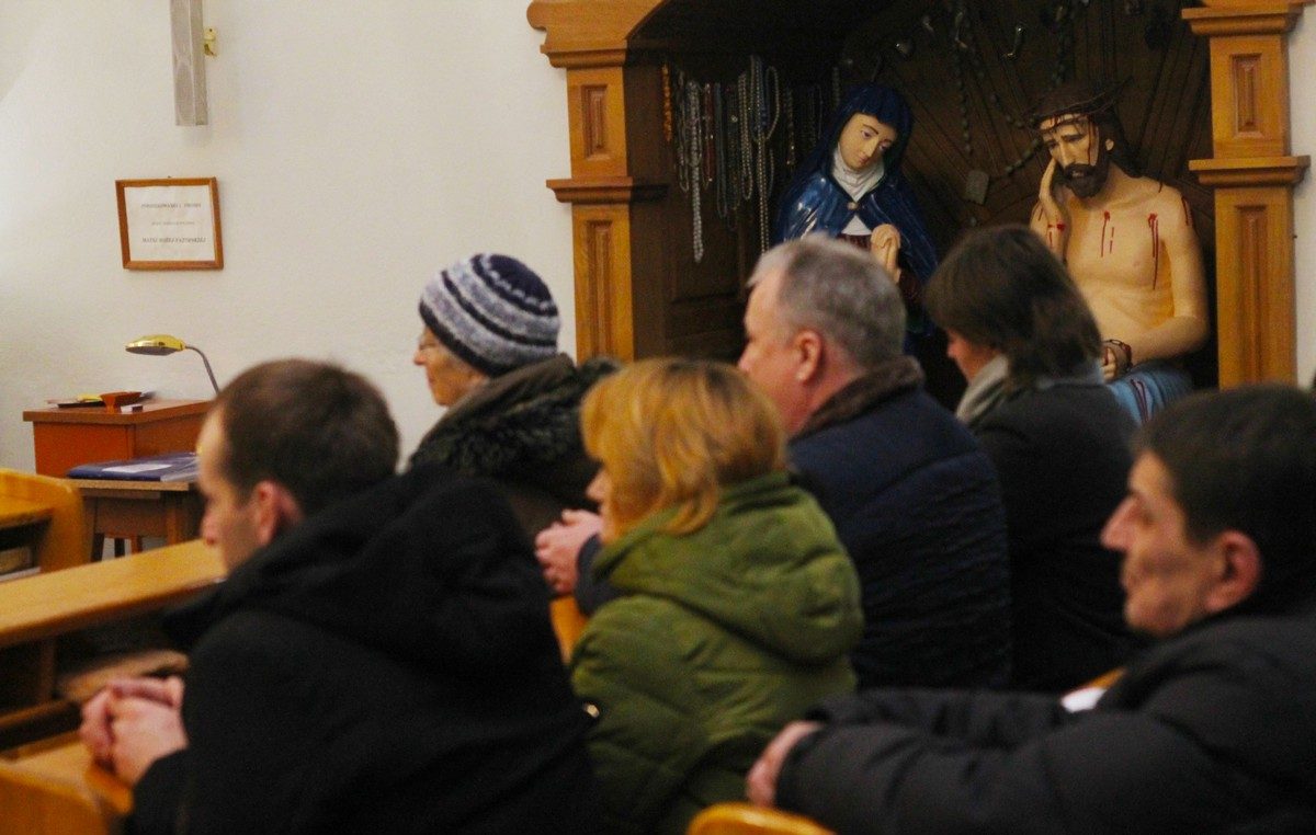 Костел, где верующие учат ксендза. Как в Гродно 20 лет проходит месса для глухонемых Костел, где верующие учат ксендза. Как в Гродно 20 лет проходит месса для глухонемых
