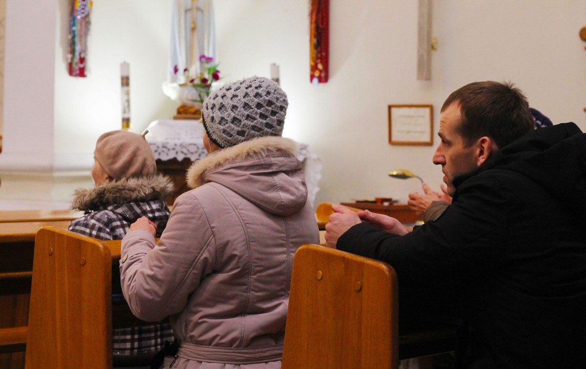 Костел, где верующие учат ксендза. Как в Гродно 20 лет проходит месса для глухонемых Костел, где верующие учат ксендза. Как в Гродно 20 лет проходит месса для глухонемых