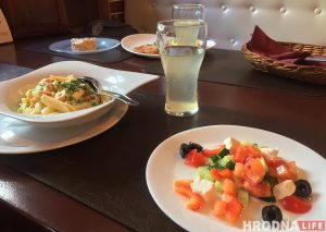 Вкусно, но не очень быстро. Проверяем ужин в гастро-баре Werden Вкусно, но не очень быстро. Проверяем ужин в гастро-баре Werden