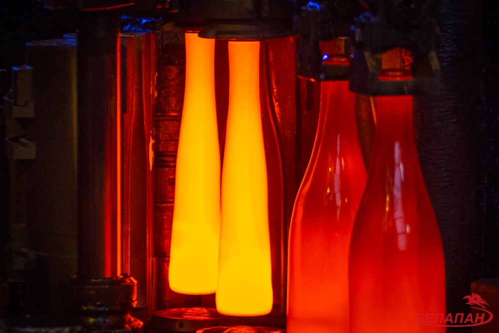 Гродненский стеклозавод вышел на прибыльную работу, купил конкурента-банкрота и не жалеет Гродненский стеклозавод вышел на прибыльную работу, купил конкурента-банкрота и не жалеет