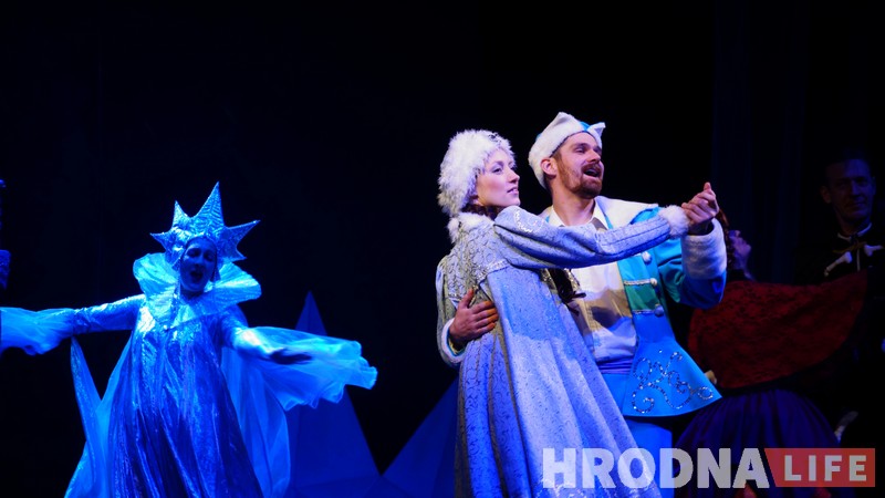 «Захотелось остаться» Литовские туристы отпраздновали Старый Новый год вместе с гродненцами в театре кукол «Захотелось остаться» Литовские туристы отпраздновали Старый Новый год вместе с гродненцами в театре кукол