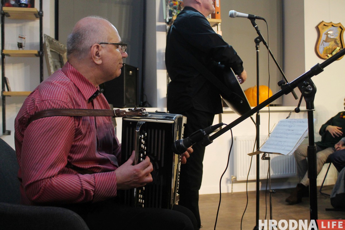 Виктор Шалкевич собрал на концерте в Гродно около 200 человек Виктор Шалкевич собрал на концерте в Гродно около 200 человек