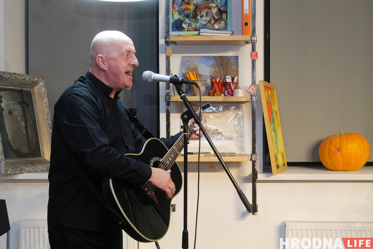 Виктор Шалкевич собрал на концерте в Гродно около 200 человек Виктор Шалкевич собрал на концерте в Гродно около 200 человек