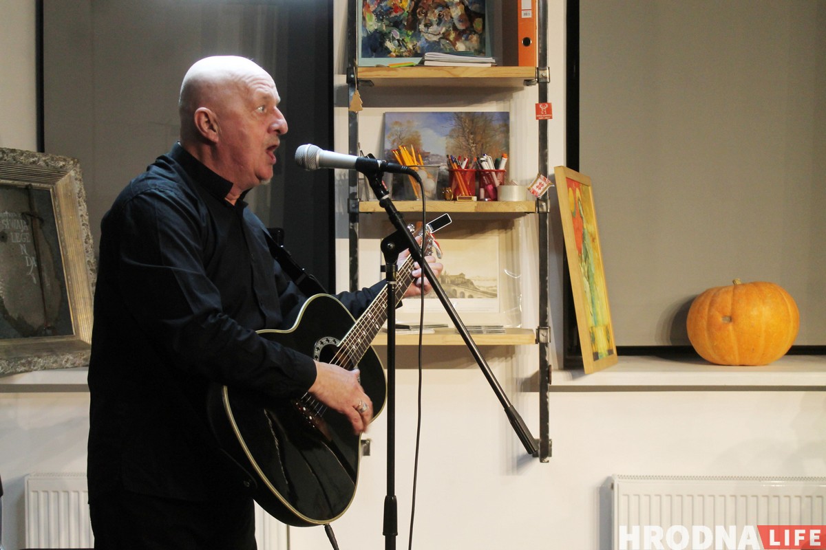 Виктор Шалкевич собрал на концерте в Гродно около 200 человек Виктор Шалкевич собрал на концерте в Гродно около 200 человек